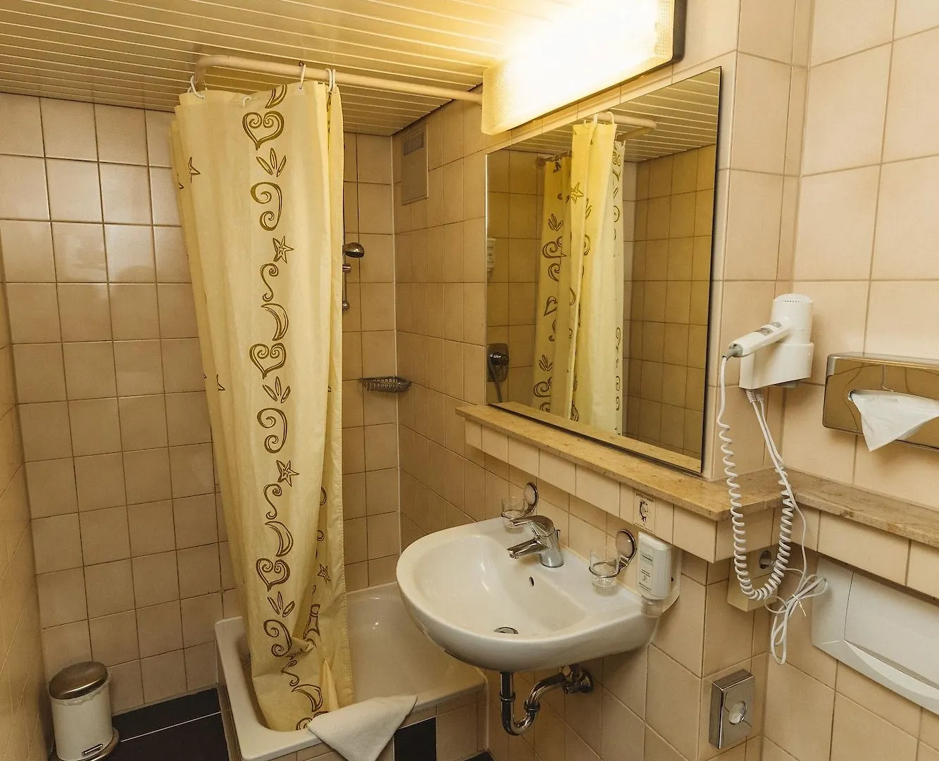 Terminal Hotel Köln 3*,  Deutschland