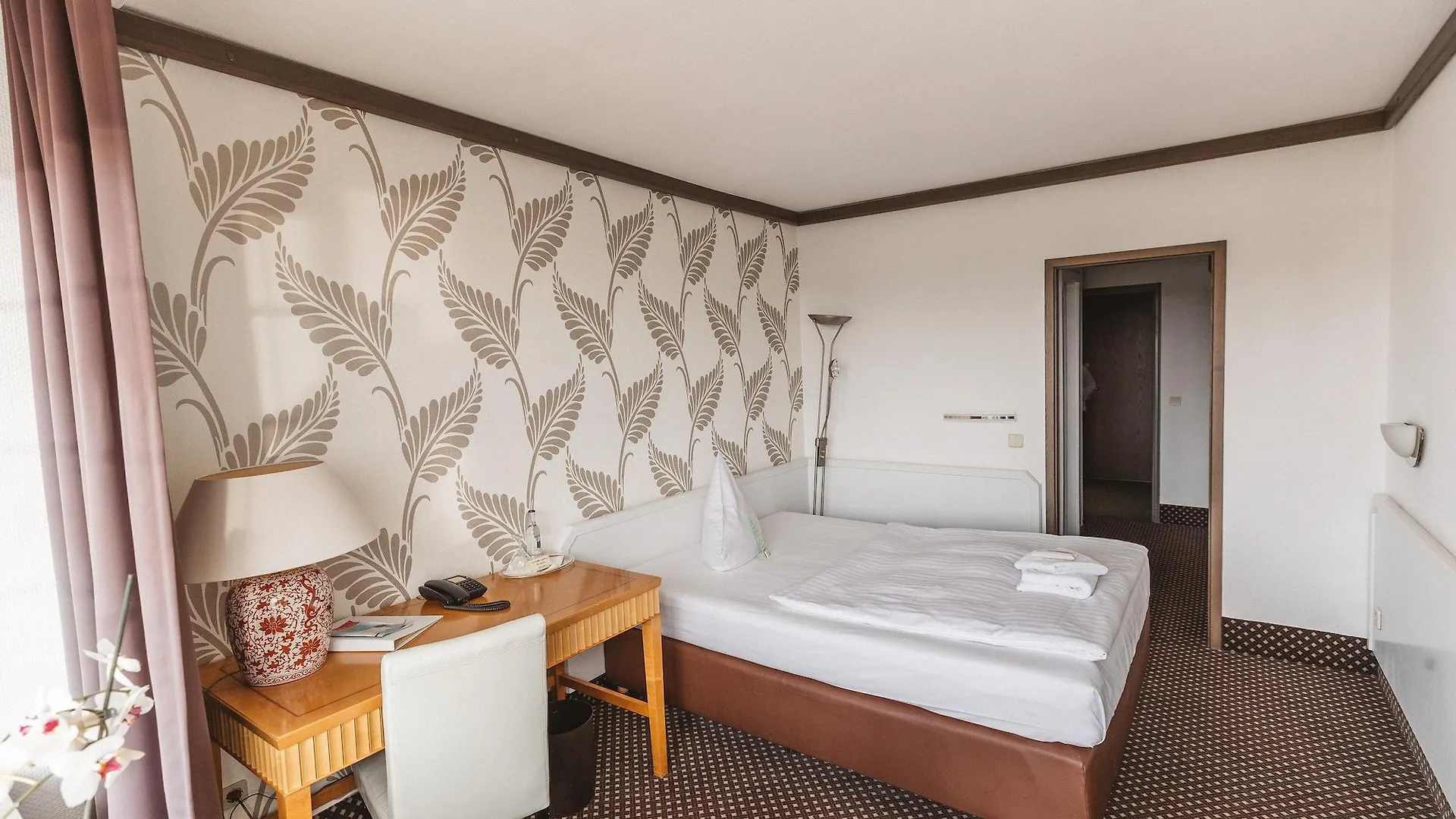 Terminal Hotel Koeln 3*, Кёльн Германия